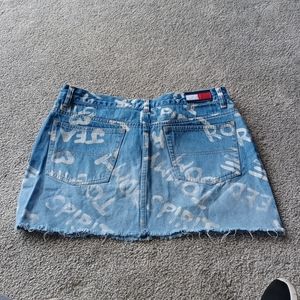 Womens mini skirt size 11 Tommy Jeans
